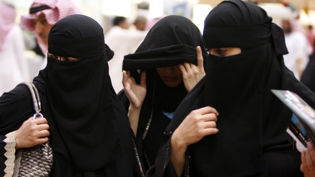 https://thegeopolity.com/wp-content/uploads/2020/07/Niqab-Women-640x360.jpg