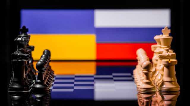https://thegeopolity.com/wp-content/uploads/2022/03/ChessboardUkrainewar-640x360.jpg