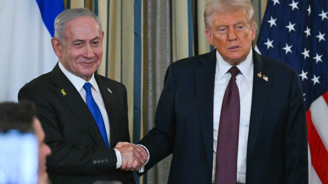 https://thegeopolity.com/wp-content/uploads/2025/09/TrumpBibiHandshake-640x360.jpg