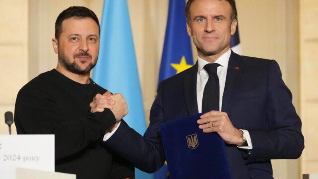 https://thegeopolity.com/wp-content/uploads/2025/12/MacronZel-640x360.jpg